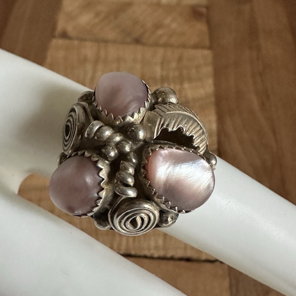 VTG Max‎ Calabaza Navajo Ring 6.75 Pastel MOP Cabs Spiral Leaf Sterling 7.7g USA